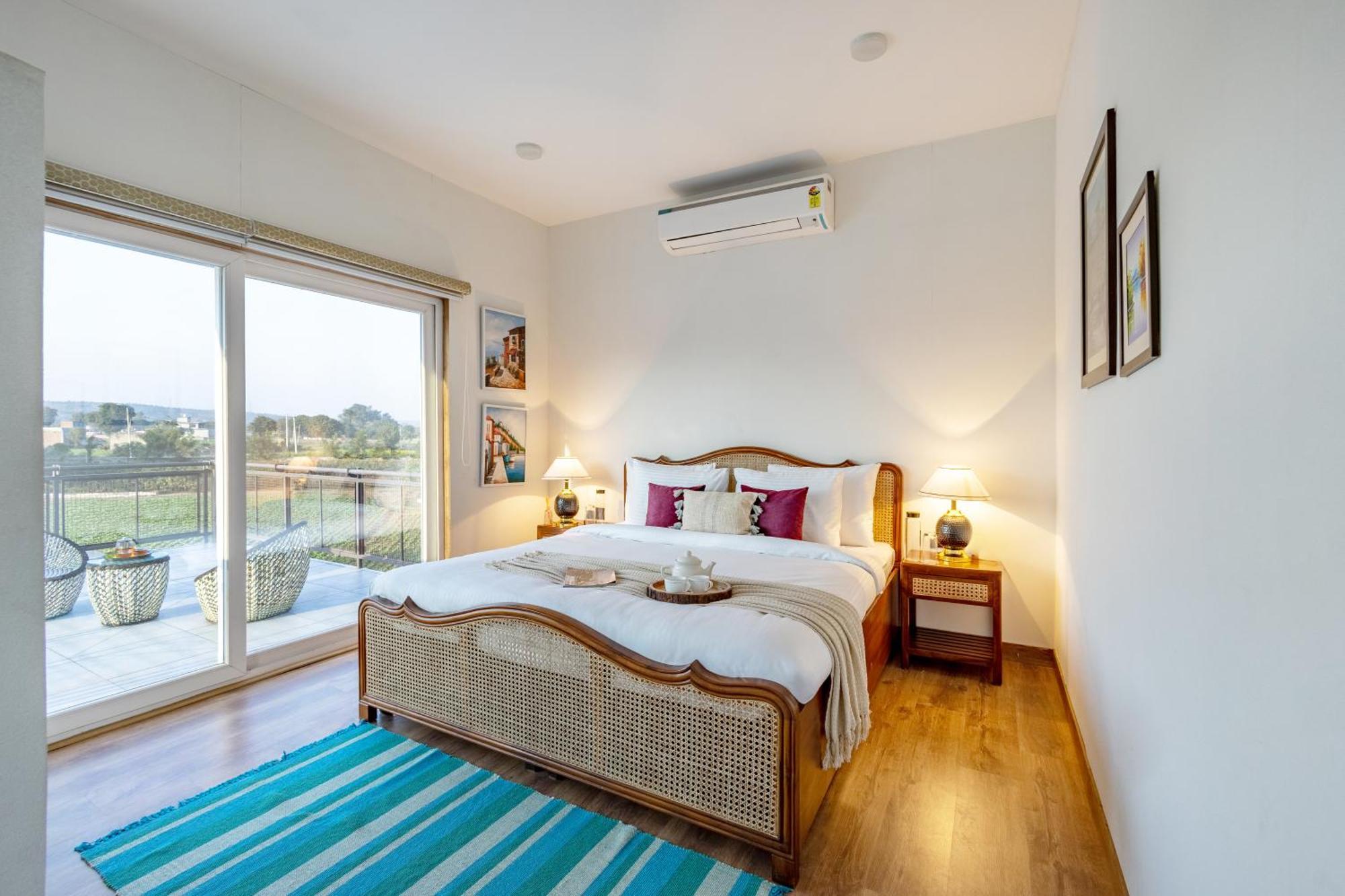 Elivaas Hidden Oasis 4Bhk With Pool, Mud House & Container House Villa Dhauj Bagian luar foto