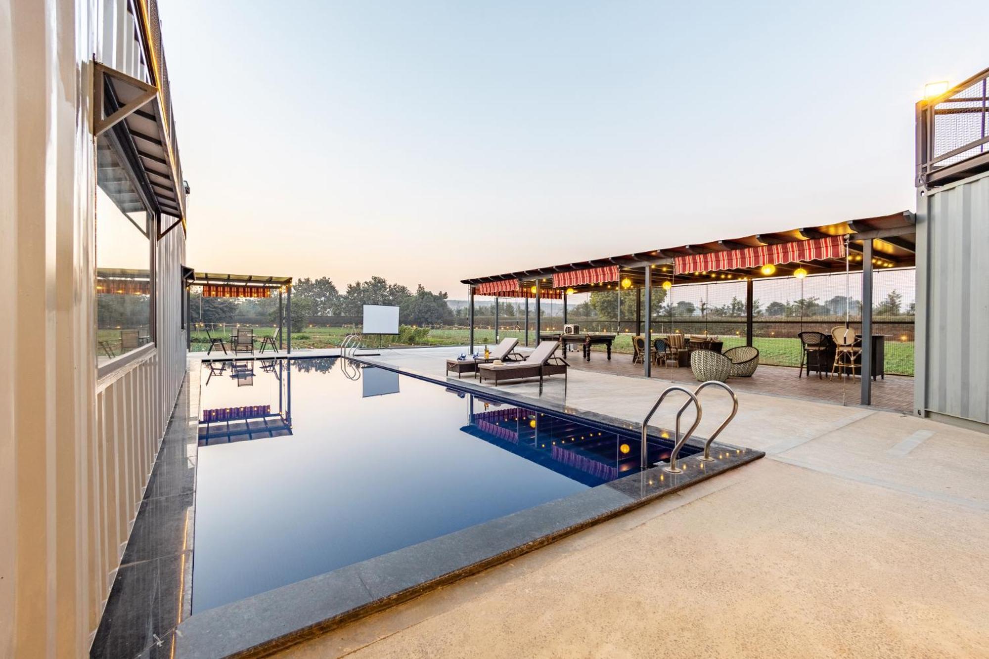 Elivaas Hidden Oasis 4Bhk With Pool, Mud House & Container House Villa Dhauj Bagian luar foto